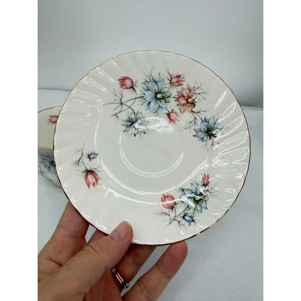 Queens Rosina Fine Bone China Co Ltd Tea Cup and Saucer Set Floral Gold Rim VTG